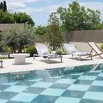 New! A 56, 98m2 Heated Pool&spa, Near Split Kaštela