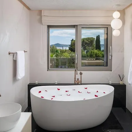 New! A 56, 98m2 Heated Pool&spa, Near Split * Kaštela