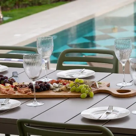 Villa New! A 56, 98m2 Heated Pool&spa, Near Split Kaštela