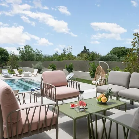 别墅 New! A 56, 98m2 Heated Pool&spa, Near Split *