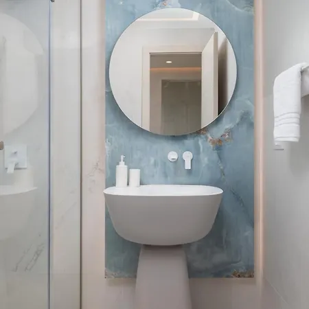 New! A 56, 98m2 Heated Pool&spa, Near Split 别墅 Kaštela