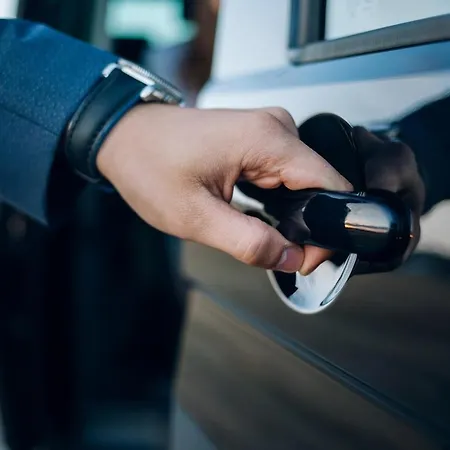 New! A 56, 98m2 Heated Pool&spa, Near Split